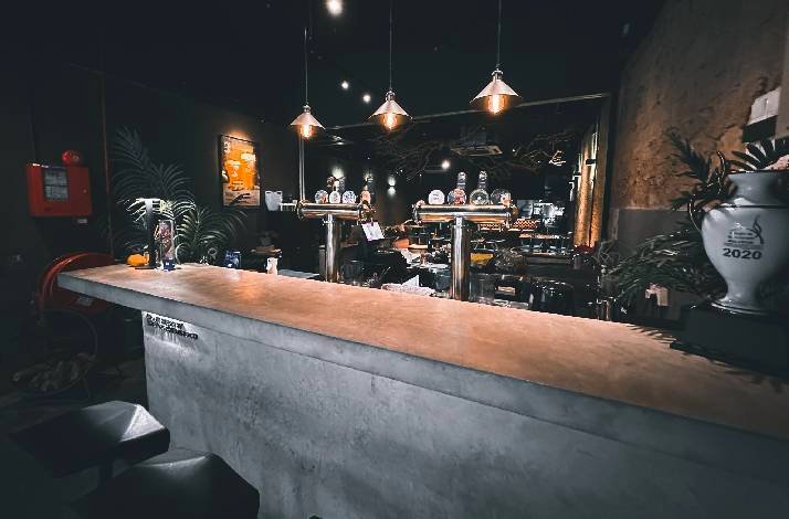 The bar counter at Blue Smoke by 1925, where omakase dinner is served.