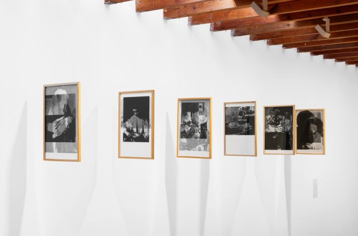 Black-and-white framed photos hanging on a wall at the Kurimanzutto Gallery