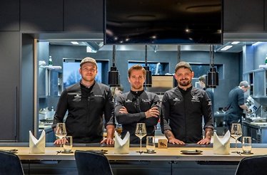 The chefs of the Michelin-starred Troyka  restaurant from Jeunes Restaurateurs (JRE) 