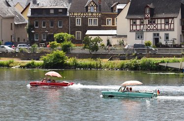 A unique tour of the beautiful Achterhoek region in a vintage Amphicar