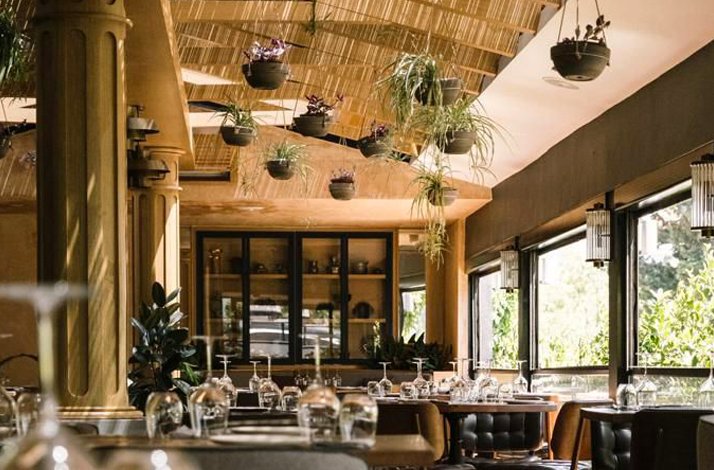 The interior of Efendy - an esteemed Istanbul establishment known for its airy vibe, open kitchen, and prestigious Michelin Bib Gourmand and Gault Milieu awards