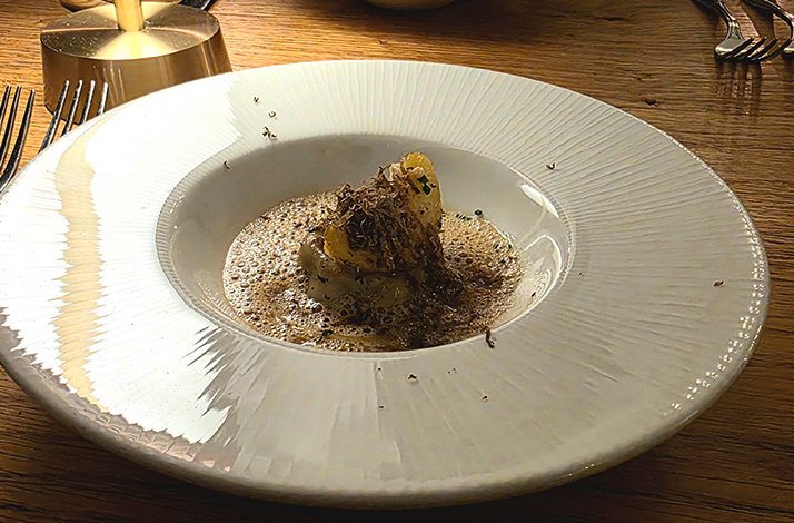 fine-dining dish at the restaurant Weinhaus Neuner.