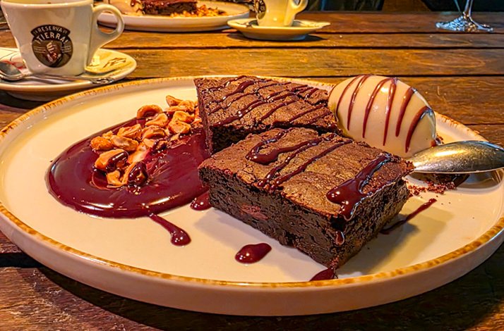 Dessert served at the restaurant Zum Goldenen Kalb.