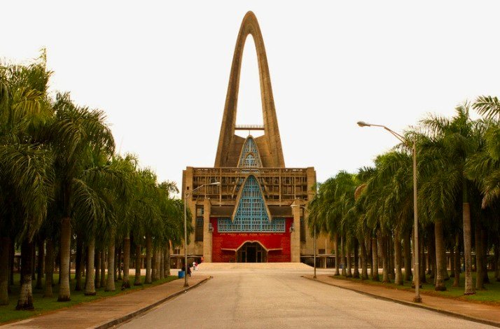 The Cathedral of Higuey with a sidewalk in front of it