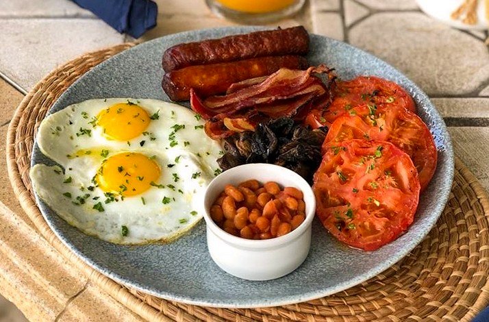 A lunch with rich protein served at Pier One restaurant