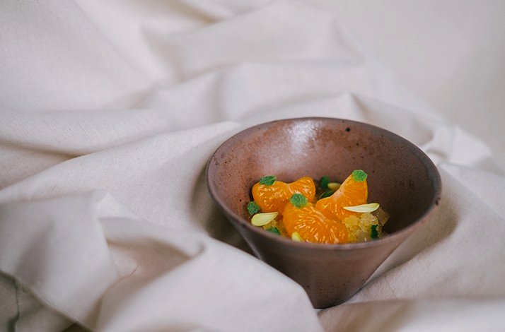 Seasonal citrus pre-dessert served at Kanves Singapore