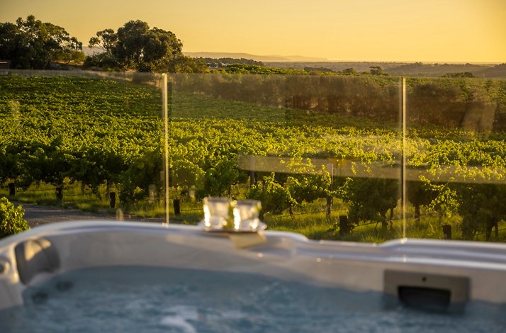 The outdoor hot tub of The Vineyard McLaren Vale