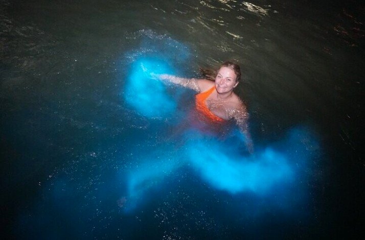 A lady at the luminous lagoon
