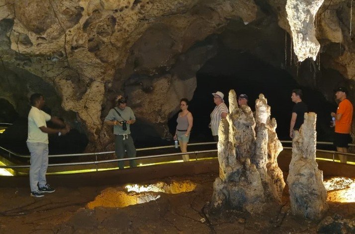 Participants on a day trip tour inside Cave of Wonders in Punta Cana.