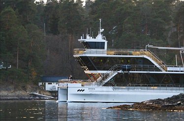Brim Explorer's high-tech, eco-friendly electric boat.
