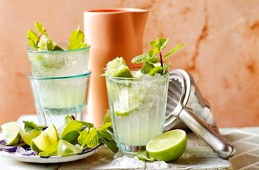 Lemonade served during the cooking class