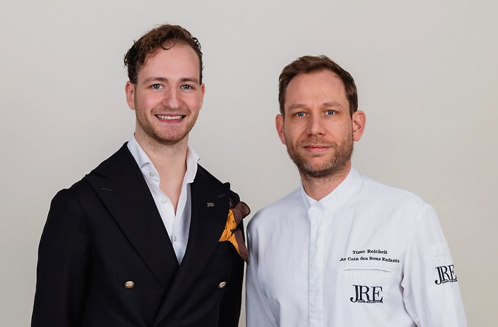 Portrait of sommelier Lino de Vrede and chef Timo Reichelt