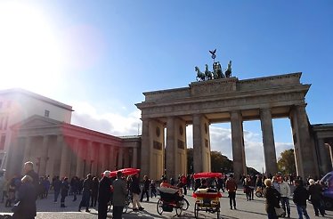 View of the stunning Brandenburg gate.
