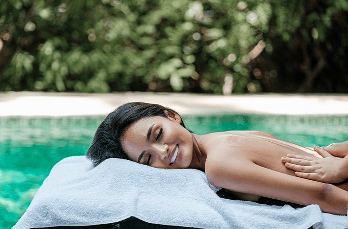 A women having a massage spa at Ambong Langkawi.