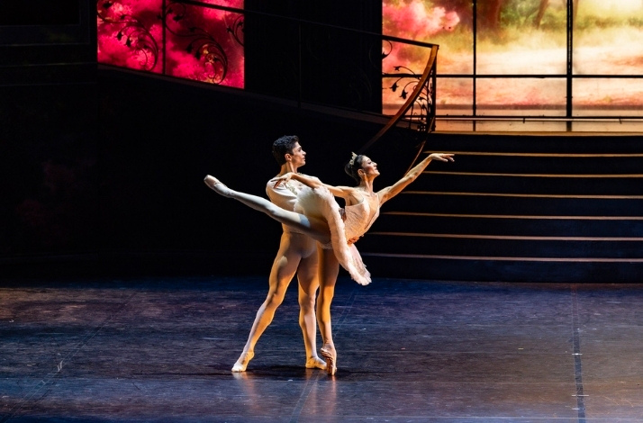 Professional ballet dancers Lucía Lacarra and Fabrice Calmels performing a duet from Light Rain.