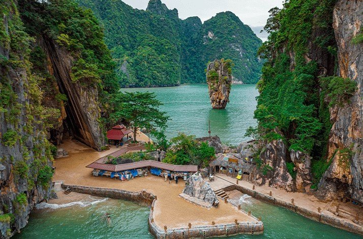 A small port in James Bond island