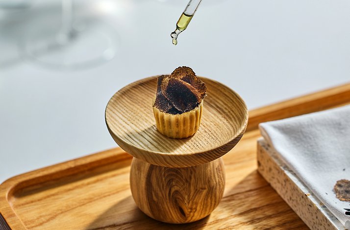 Receive special treatment at Michelin-star Seafood Gastro: In Stockholm, Sweden Dessert with a cute presentation from Restaurant Seafood Gastro.