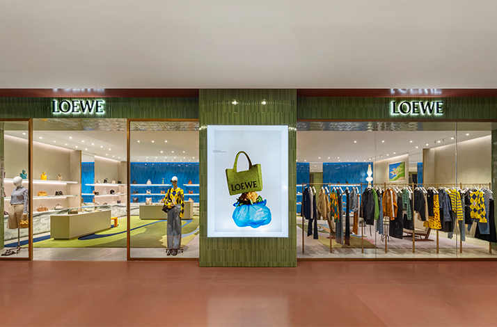 Outside view of luxury store LOEWE at Central Chidlom.