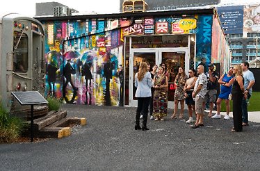 People entering the building of Wynwood Walls