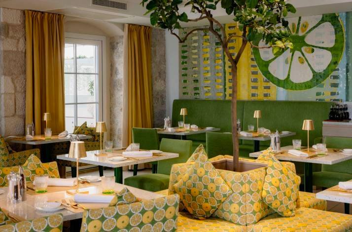 The dining area of the Lemongarden Restaurant.