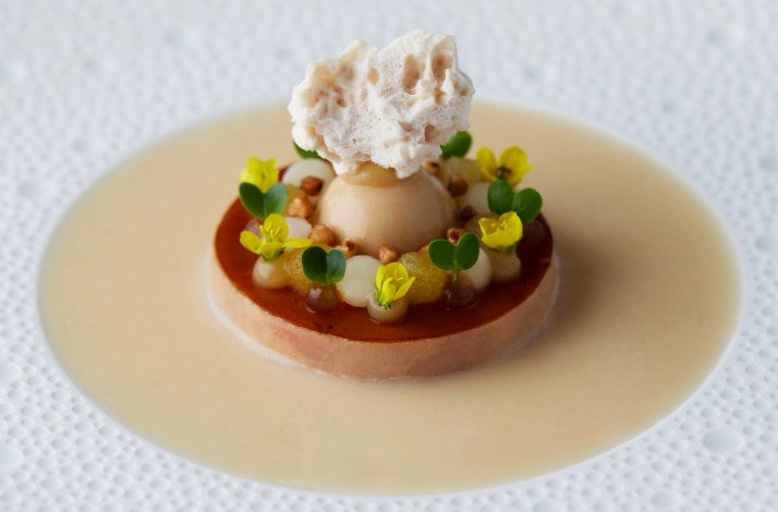 The extraordinary dish made at the Restaurant IKIGAI.