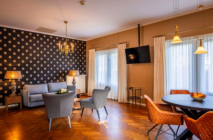 The interior of kasteel de vanenburg superior suite