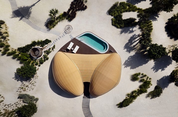 The bird's eye view on a Nujuma Ritz-Carlton Reserve on the Red Sea