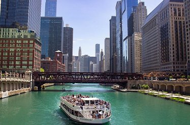 A boat cruising through Chicago River