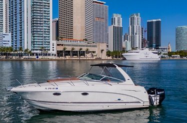 Miami Private Boat Cruise Tour on the The Chaparral 290 Signature.