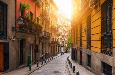 The corner of the blocks near the Plaza Mayor.