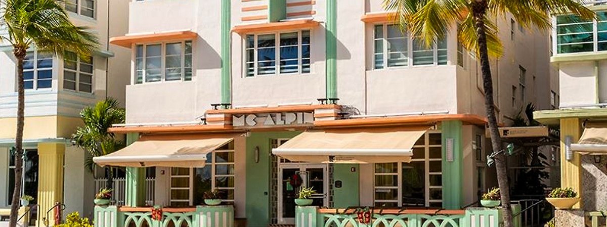 Lincon hotel at the Art deco discrict in Miami