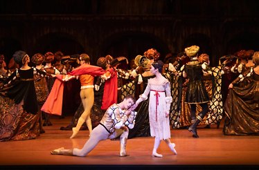 Promotional photo of Australian Ballet's performance of Romeo and Juliet live on stage.