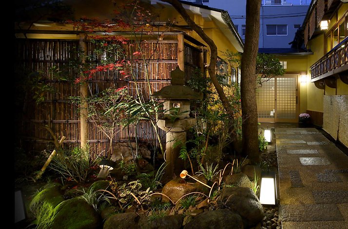 A cozy outdoor atmosphere. 