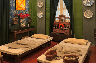 VIP massage room at Baan Ya Hom, Bangkok.