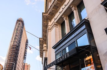 The storefront for Eataly Flatiron, an Italian food marketplace and dining establishment in New York City