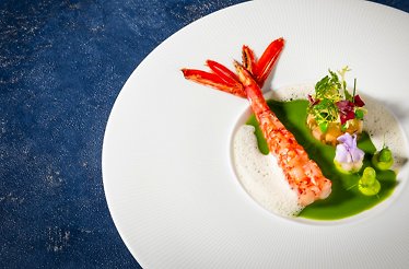 A dish by Chef Stefan Fäth served at Jellyfish.