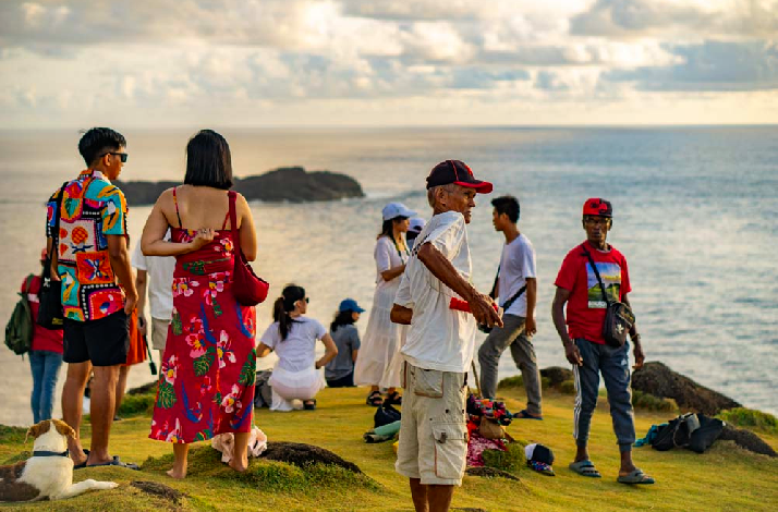 A leisure scenic gathering on a hill of Catanduanes 
