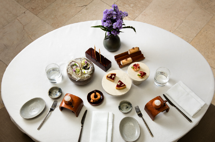 Mauri's Italian tasting courses with artisan tableware