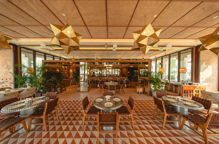 Liza Bujairi Terrace: In Riyadh, Saudi Arabia (2)