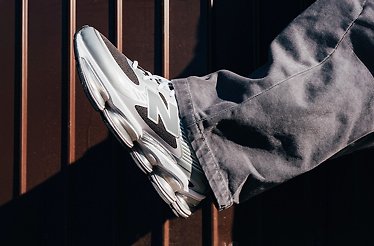 New balance sneakers advertised.