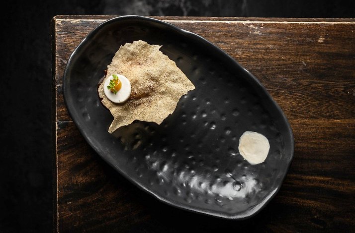 Humo Negro - Signature plating