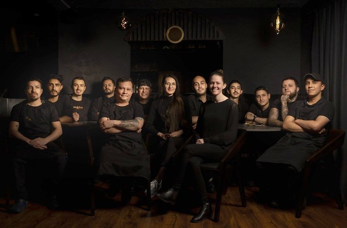 Humo Negro - Dining room