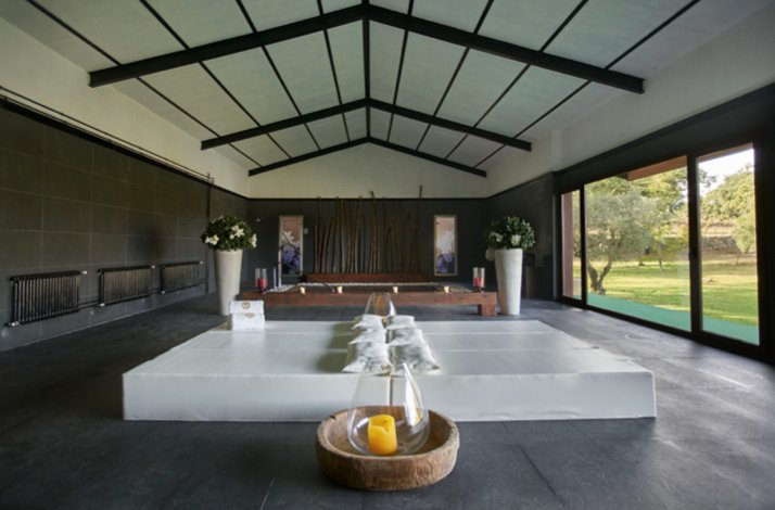 Minimal interior decor inside the suite at Finca El Cortiñal.  
