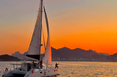 Brazilian sunset from the sailboat